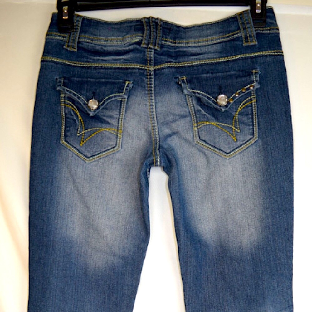 Women's Deja Bleu Blue Jeans Size 4